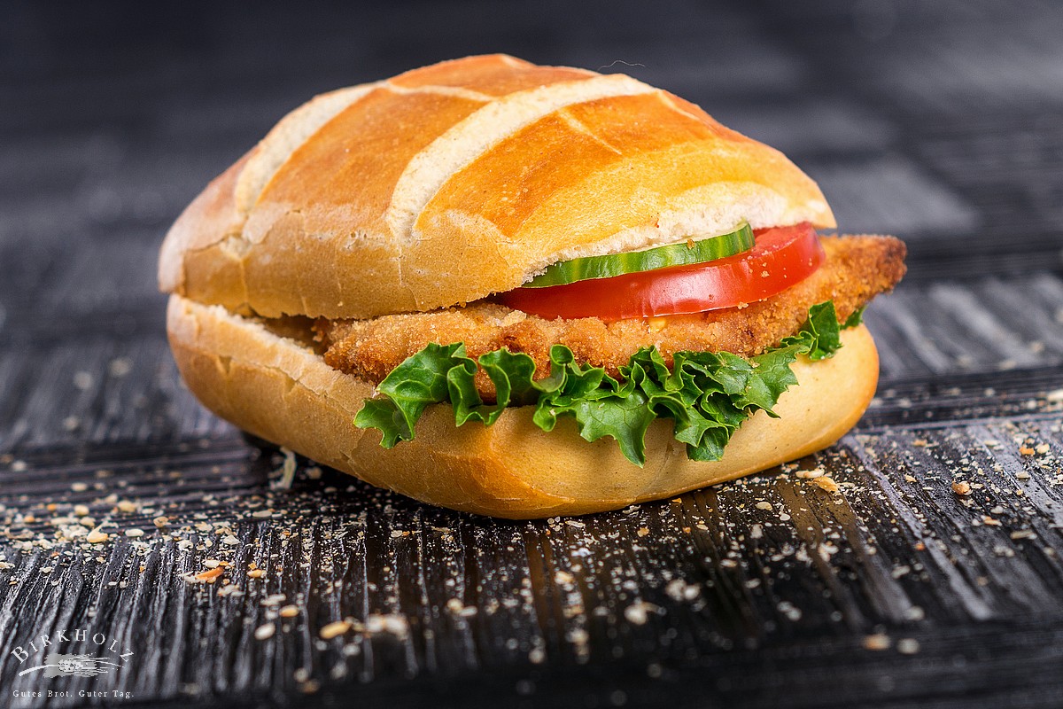 Schnitzelbrötchen mit Geflügel - Bäckerei und Konditorei Birkholz GmbH